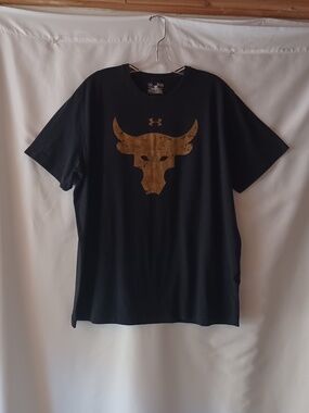 Under Armour HeatGear Men's Project Rock Brahma Bull T-Shirt Loose Fit Black XL